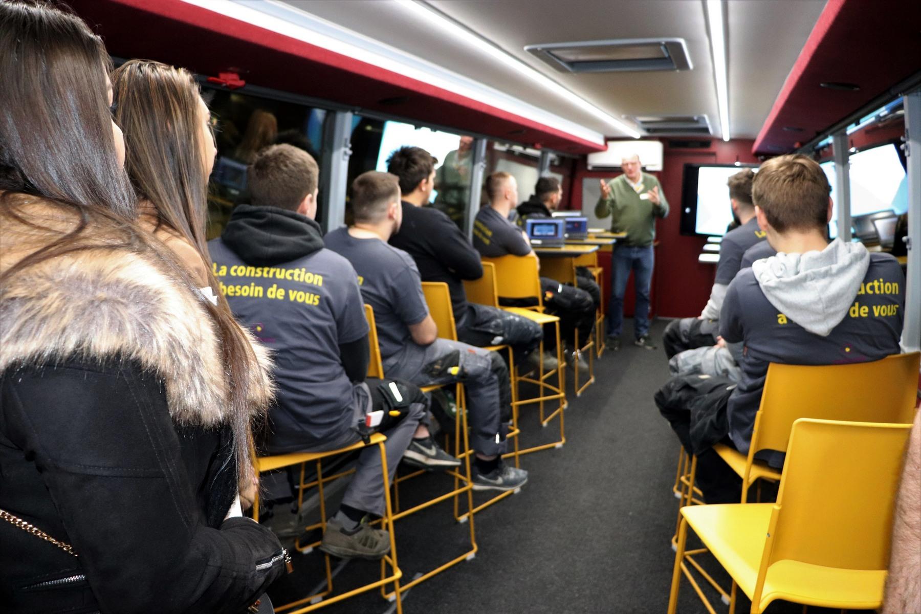 ConstruBus - mobiel examencentrum ConstruBus - mobiel examencentrum